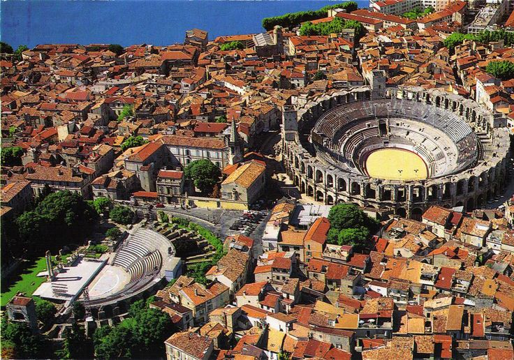 ARLES CRUCEROS RODANO RHONE CRUISES CRUCEROS FLUVIALES FRANCIA CRUCEROS FRANCE CRUISES #Arles #CrucerosRodano #RhoneCruises #CrucerosFrancia #CrucerosArles #ArlesCruises